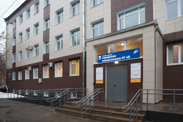 Александр Беглов открыл после капитального ремонта поликлиническое отделение Городской поликлиники №48 на Благодатной улице