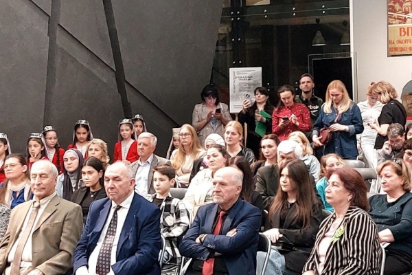 В Музее обороны и блокады Ленинграда почтили память подвига жителей аула Бесленей