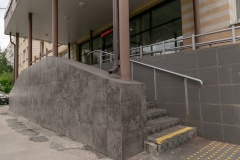 В 120-й поликлинике продолжается капитальный ремонт в рамках программы «Модернизация первичного звена здравоохранения»
