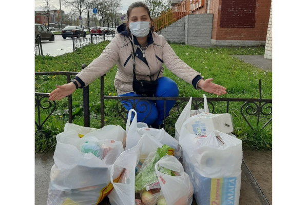 Оптимизм и желание помочь - вот две важные составляющие работы волонтёров Кировского района