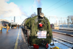 Историческая реконструкция прибытия в Ленинград первого поезда после прорыва блокады