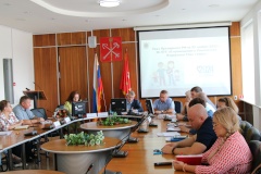 В Год семьи в центре внимания – социальная поддержка семей с детьми