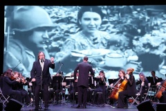 В Выборгском районе прошел торжественный районный концерт, посвящённый 82-й годовщине полного освобождения Ленинграда от фашистской блокады