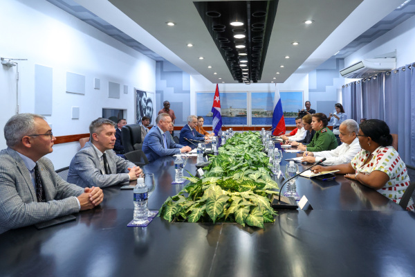 Александр Беглов встретился с губернатором провинции Гавана Янет Эрнандес Перес