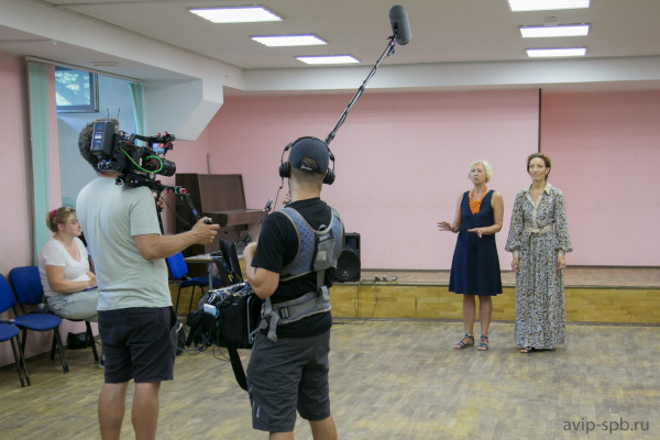 Английские пенсионеры попробовали себя в качестве моделей и приняли участие в дефиле в Петербурге