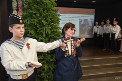 В Библиотечно-культурном центре «Батискаф» состоялся день истории блокадного Ленинграда «На пути к победе»