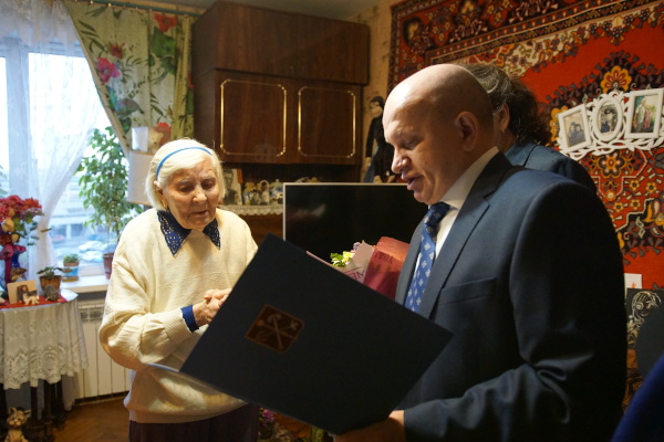 Жительница района Анна Кустова отметила 95-летие