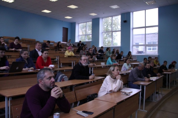 Профессионалы Университета ИТМО провели тренинг-интенсив по вопросам стратегии и управления проектами