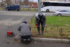 Сотрудники садово-паркового хозяйства «Фрунзенский» активно продолжают трудиться над преображением городских пространств
