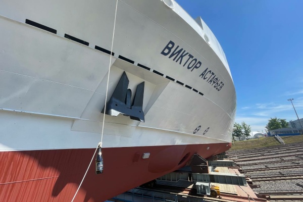 Спуск на воду пассажирского судна «Виктор Астафьев»