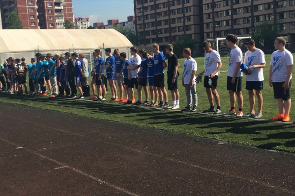 Во Фрунзенском районе для школьников прошла «Зарядка со стражем порядка» 