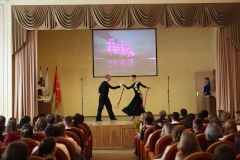 В администрации Невского района чествовали золотых медалистов