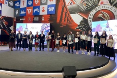 Трое студентов-реставраторов после прохождения практики решили трудоустроиться в Петродворцовом районе