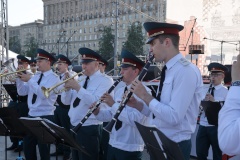 На Московской площади прошел праздничный концерт ко Дню основания района