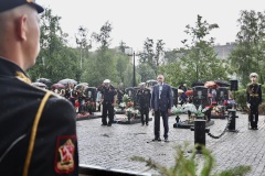 Александр Беглов почтил память подводников, героически погибших в Баренцевом море пять лет назад