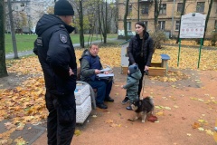 Специалисты Комитета продолжают рейды по выявлению нарушений правил выгула собак