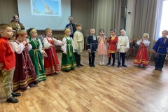 Как учащиеся образцового ансамбля «Перезвон»Весну красную встречали!