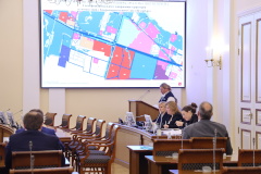 Александр Беглов: Реконструкция Ропшинского шоссе со строительством путепровода кардинально улучшит дорожною ситуацию в новостройках Петродворцового района