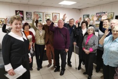 В Петродворцовом районе наградили самых активных ветеранов