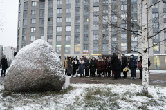 Рукопожатие с востоком