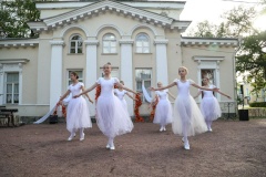 Юные артисты учреждений культуры Петродворцового района выступили на концерте «Времён связующая нить»