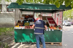 За май в Петербурге пресечено порядка 200 случаев несанкционированной торговли