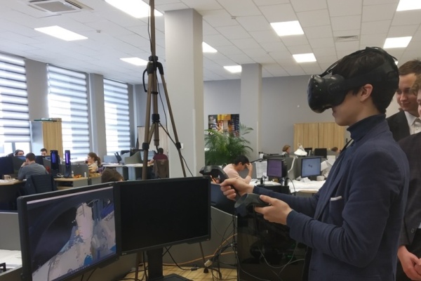 Сделано в Нойдорфе. В особой экономической зоне провели бизнес-урок для старшеклассников