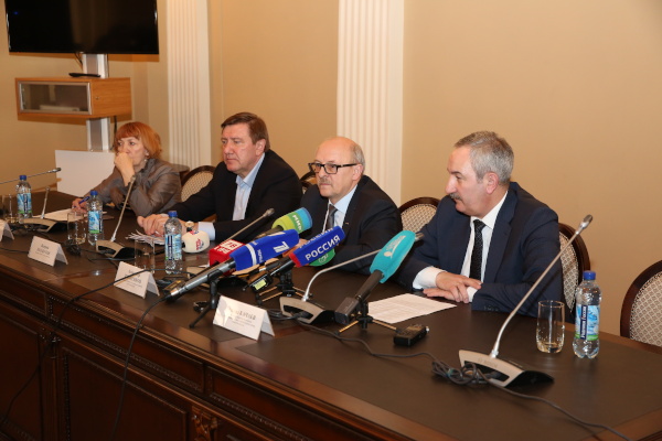 Пресс-конференция на тему «Меры поддержки пострадавшим от террористического акта в петербургском метро, оказываемые исполнительными органами государственной власти Санкт‑Петербурга»