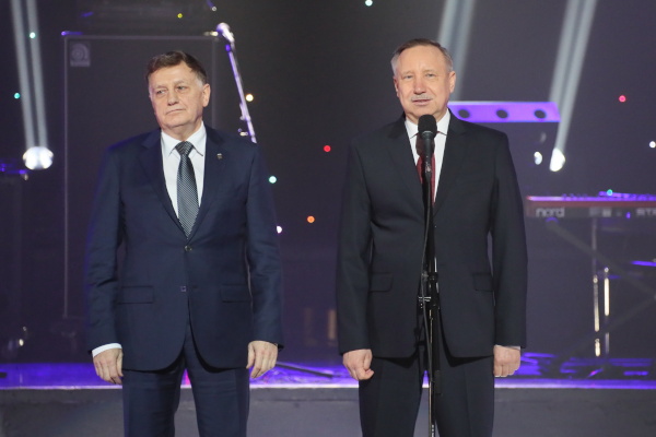 Александр Беглов поздравил петербурженок с Международным женским днем