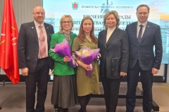 Сотрудника КЦСОН района Марию Минину наградили за милосердие