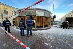 В Центральном районе освобожден земельный участок от незаконно размещенного павильона общественного питания, в котором неоднократно выявлялись нарушения противоэпидемических требований