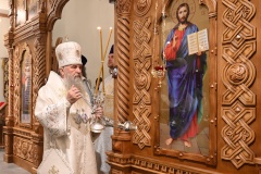 Митрополит Санкт‑Петербургский и Ладожский Варсонофий совершил Божественную литургию в храме Александра Невского во Фрунзенском районе