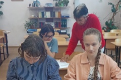 ИМЦ организовал «Летний предметный интенсив» для школьников