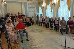 В Кировском районе супружеские пары наградили за любовь и верность