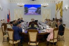 В Петербурге будет разработана «дорожная карта» по реализации мер для повышения рождаемости