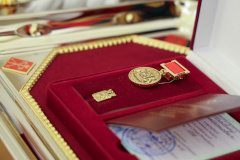 Вручение Почётных знаков «За особый вклад в развитие Санкт‑Петербурга» и «За безупречную службу Санкт‑Петербургу»