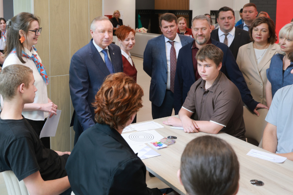 В Петербурге открылся первый Кадровый центр «Работа молодёжи России»