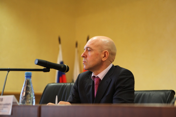 Константин Серов провел встречу с председателями первичных организаций Невского района