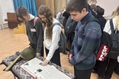 Живая история: в Кронштадте прошли Уроки Мужества с участником войны в Афганистане Александром Тарапоном
