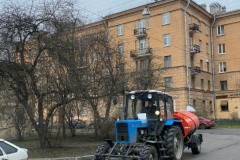 В Невском районе продолжаются весенние работы по благоустройству