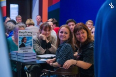 Во Фрунзенском районе стартовал летний цикл игр «Что? Где? Когда?» с Алексеем Блиновым