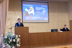 Алексей Гульчук выступил с отчетом о деятельности администрации Невского района в 2021 году и задачах на 2022 год