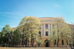 Лучших специалистов Центрального научно-исследовательского института материалов имени Д.И. Менделеева наградили памятным знаком «30 лет Центральному району Санкт‑Петербурга»