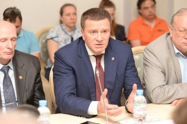 Валерий Солдунов обсудил недостатки системы автофиксации нарушений правил дорожного движения в ОПРФ