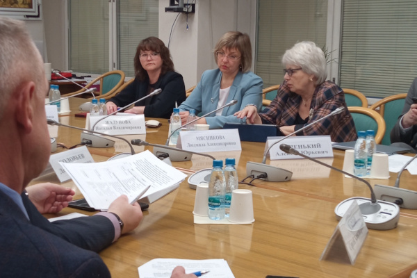 Представитель Управления социального питания приняла участие в заседании комиссии Государственного Совета Российской Федерации
