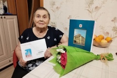 Администрация Калининского района поздравила с 95-летним юбилеем Екатерину Михайловну Таран