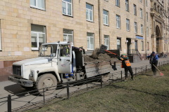 За неделю в Московском районе помыли фасады 78 домов