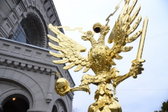 На центральную башню мемориального музея А.В. Суворова вернулся двуглавый орел