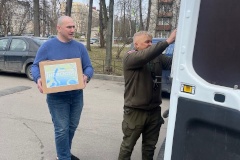 Волонтеры подростково-молодёжного центра «Невский» провели сбор гуманитарной помощи