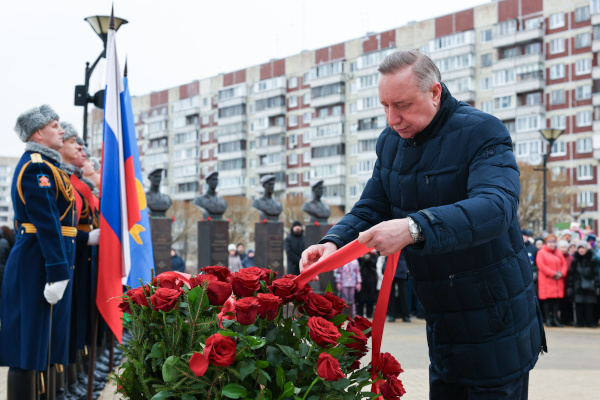 Торжественно-траурная церемония, посвящённая 25-й годовщине подвига легендарной 6 роты 2 батальона 104 гвардейского парашютно-десантного полка 76 (Псковской) дивизии ВДВ